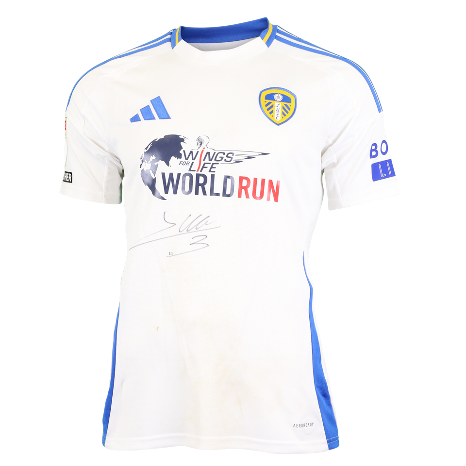 Junior Firpo  Leeds United shirt