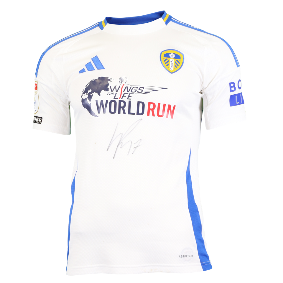 Largie Ramazani Leeds United shirt