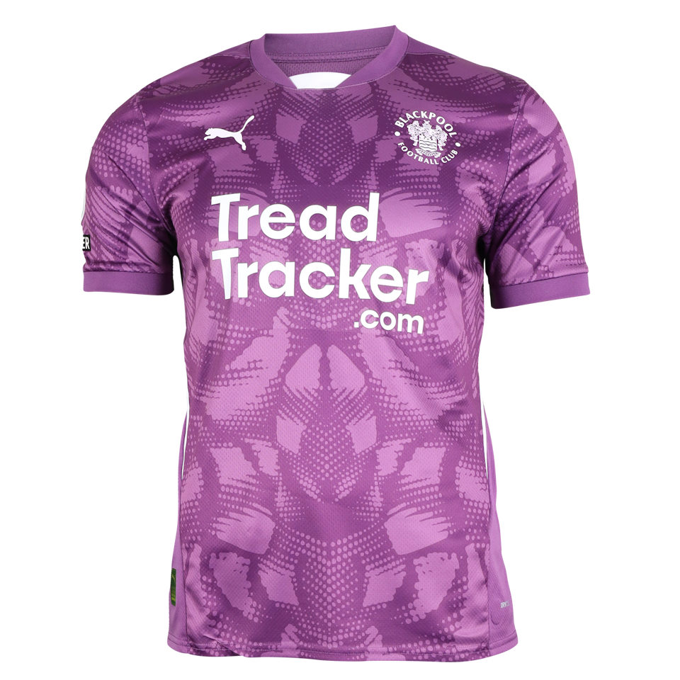 Richard O'Donnell Blackpool shirt