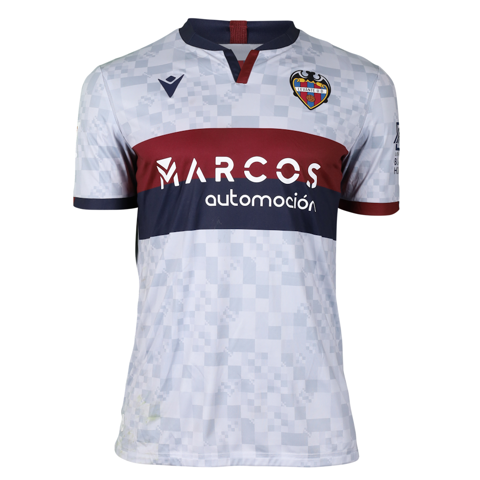 Ignasi Miquel i Pons Levante UD shirt