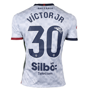 Víctor Fernández Levante UD shirt