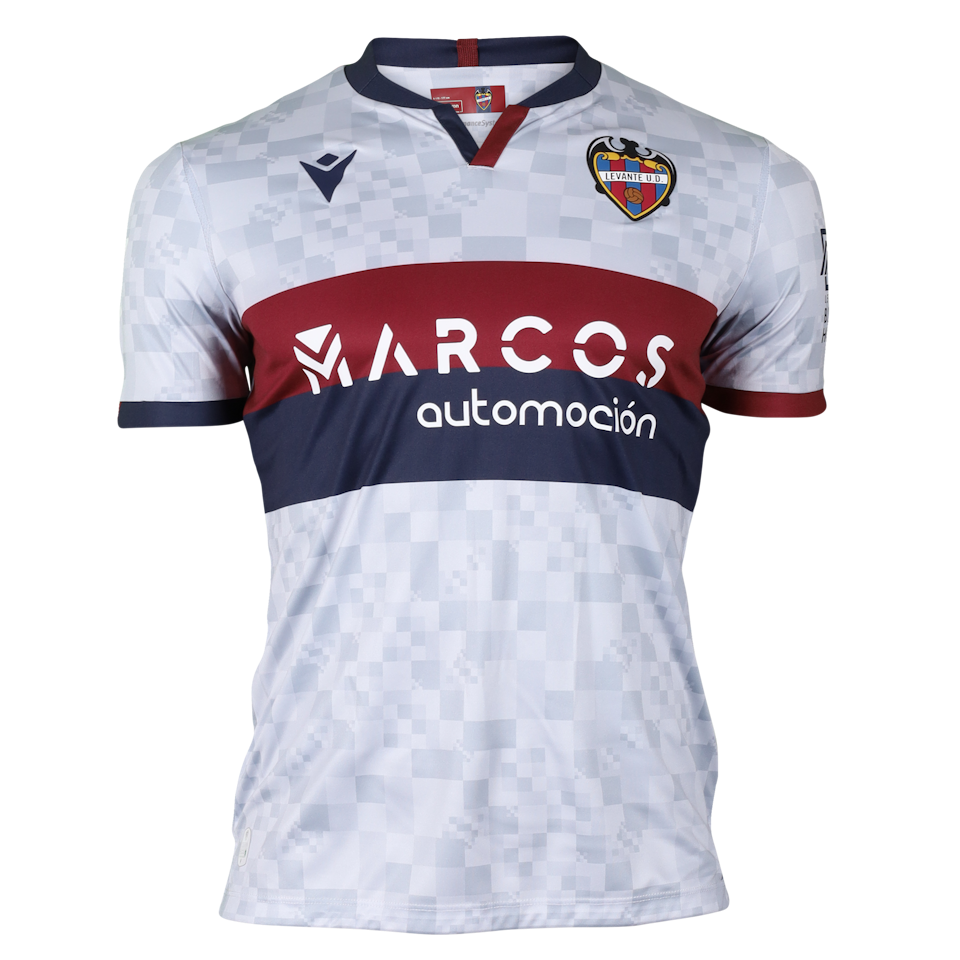 Víctor Fernández Levante UD shirt