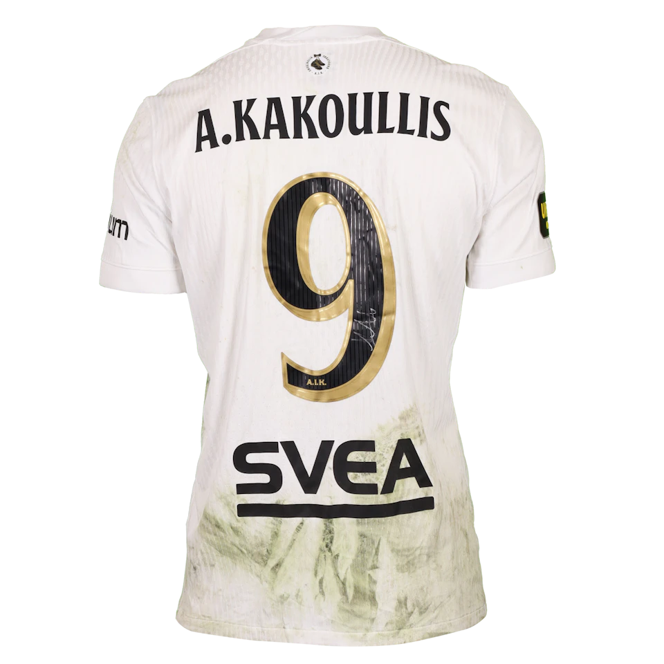 来自AIK的Andronikos Kakoullis球衣
