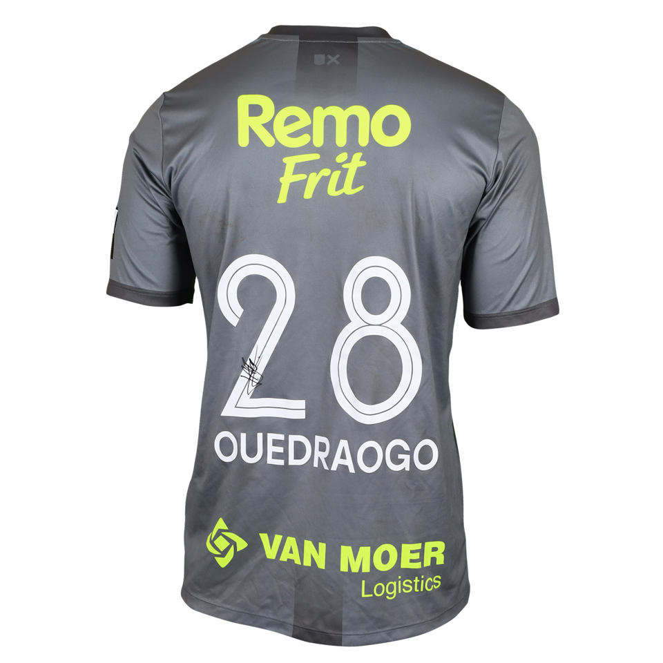 Abdul Aziz Ouedraogo S.K. Beveren jersey