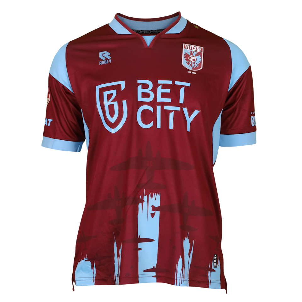 Bas Huisman Vitesse shirt