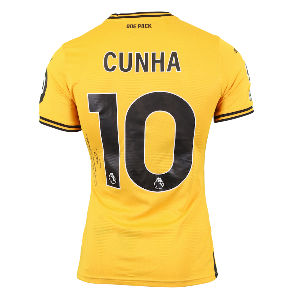Matheus Santos Carneiro Da Cunha Wolverhampton Wanderers shirt