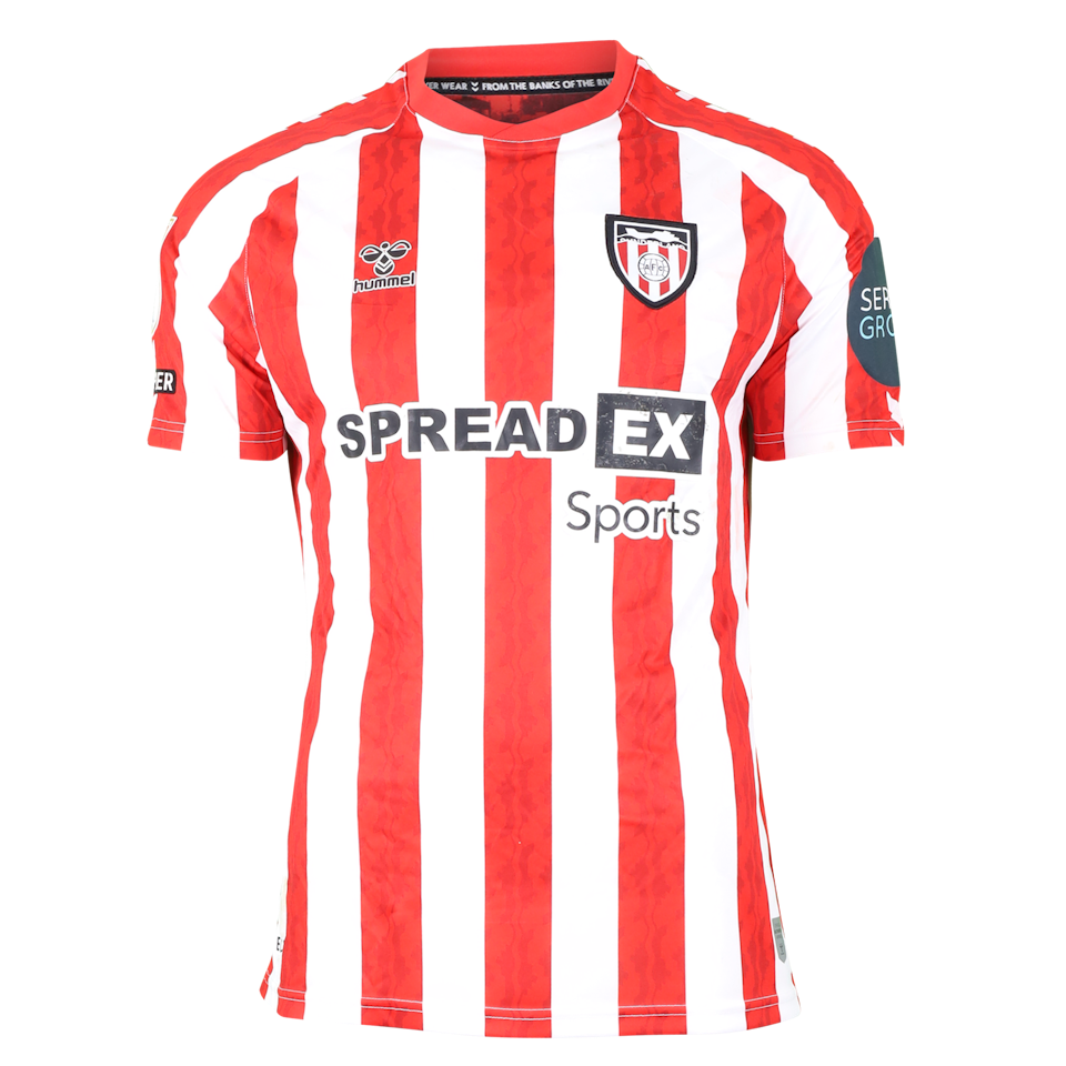Wilson Isidor Sunderland shirt