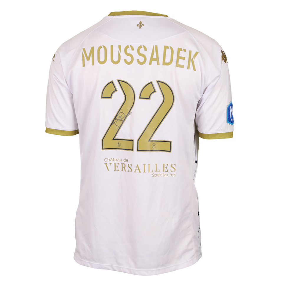 Djamal Moussadek FC Versailles shirt