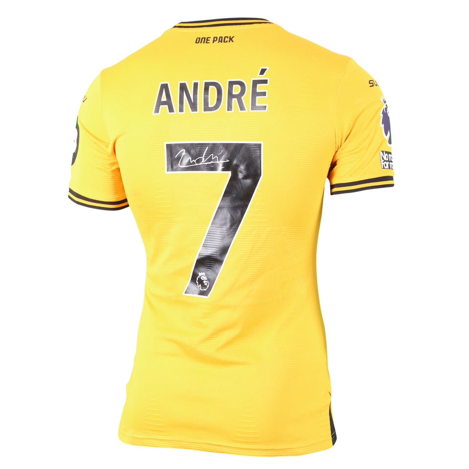 André Trindade da Costa Neto Wolverhampton Wanderers shirt
