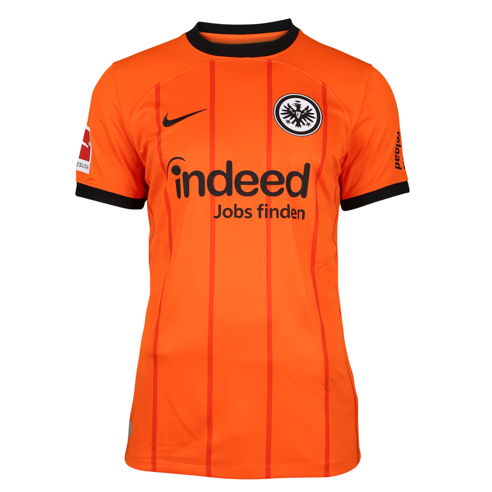 Hugo Larsson Eintracht Frankfurt shirt