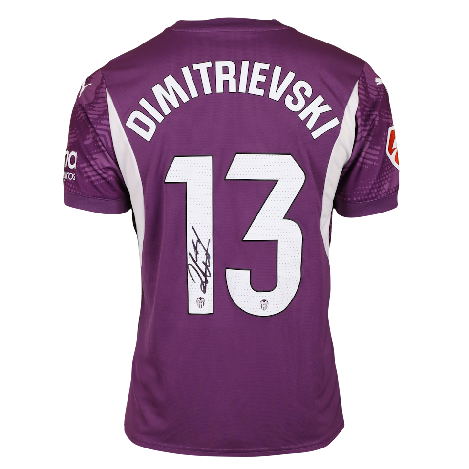 Stole Dimitrievski Valencia CF shirt