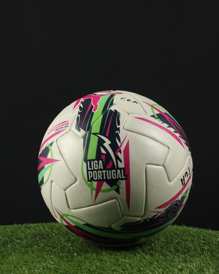 Match Scored Ball `35 - Óscar Aranda