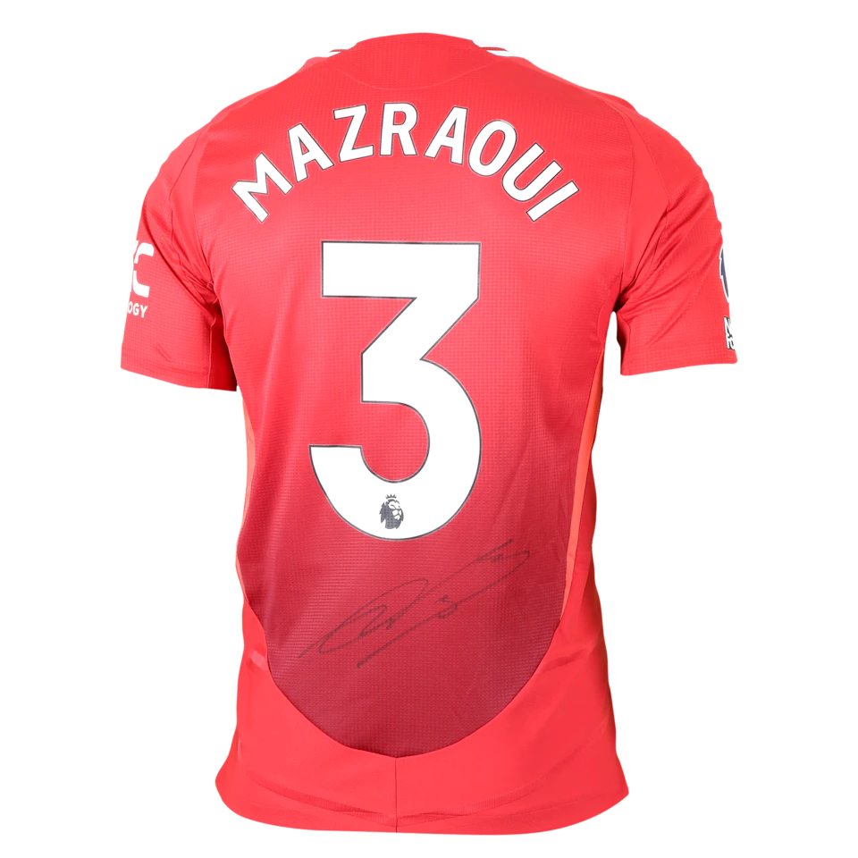 来自Manchester United的Noussair Mazraoui球衣