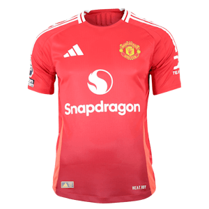 Noussair Mazraoui Manchester United camisa.