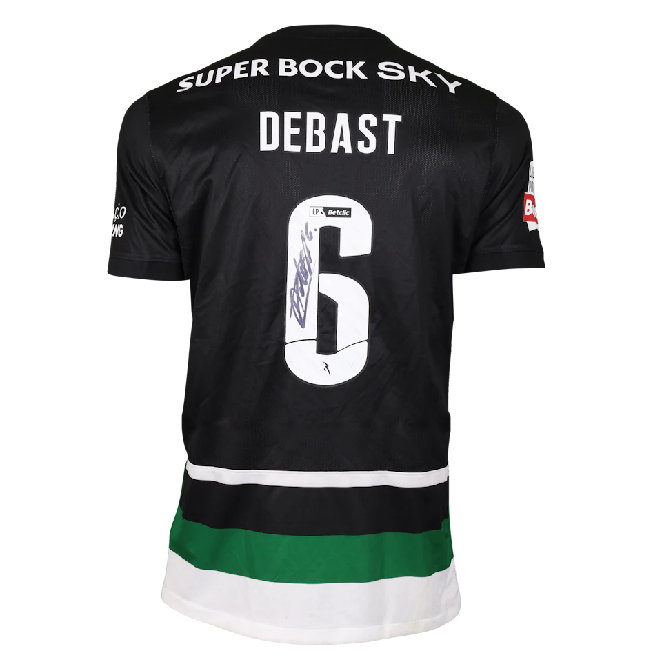 Zeno Debast Sporting CP shirt