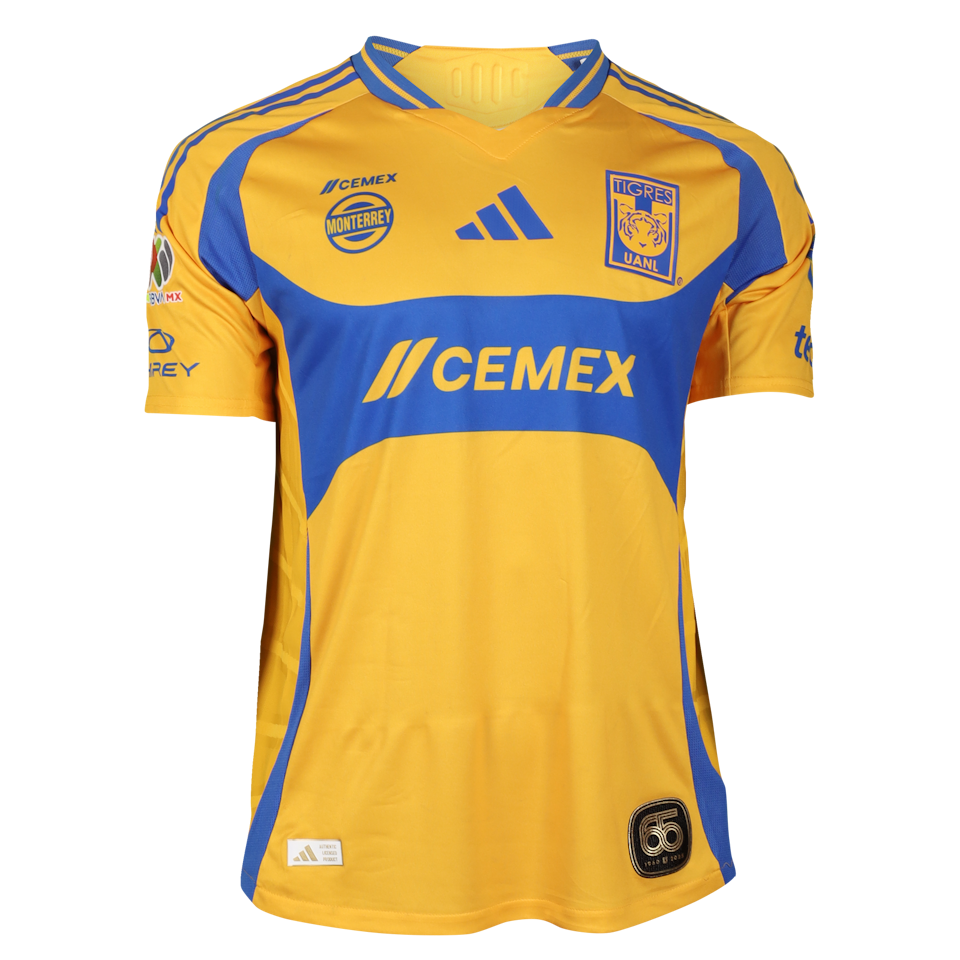 Vladimir Loroña Tigres UANL shirt