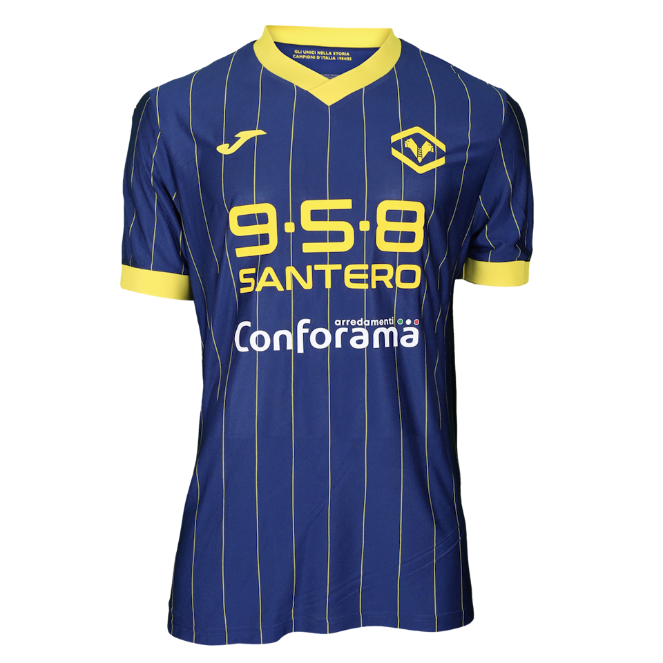 Daniel Oyegoke Hellas Verona FC shirt