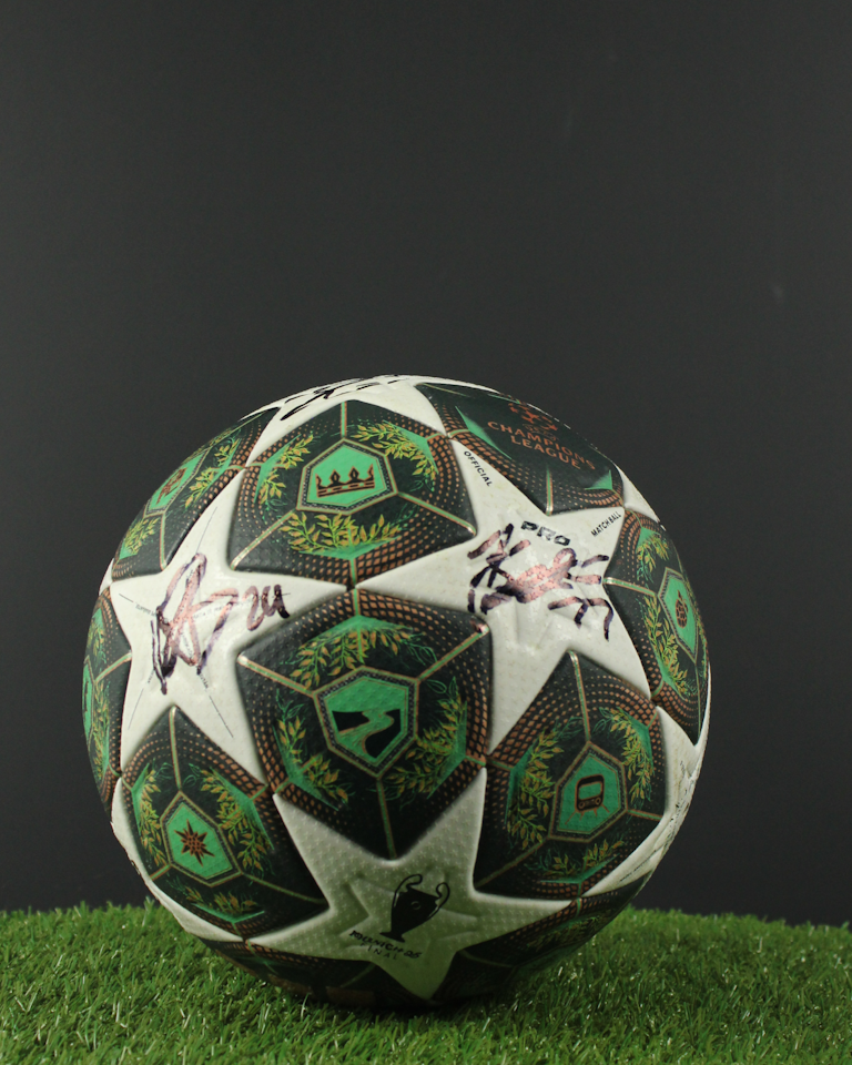 Squad Signed Champions League ball - knockout stage