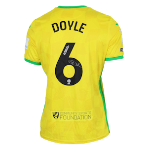 Callum Doyle Norwich City camisa.