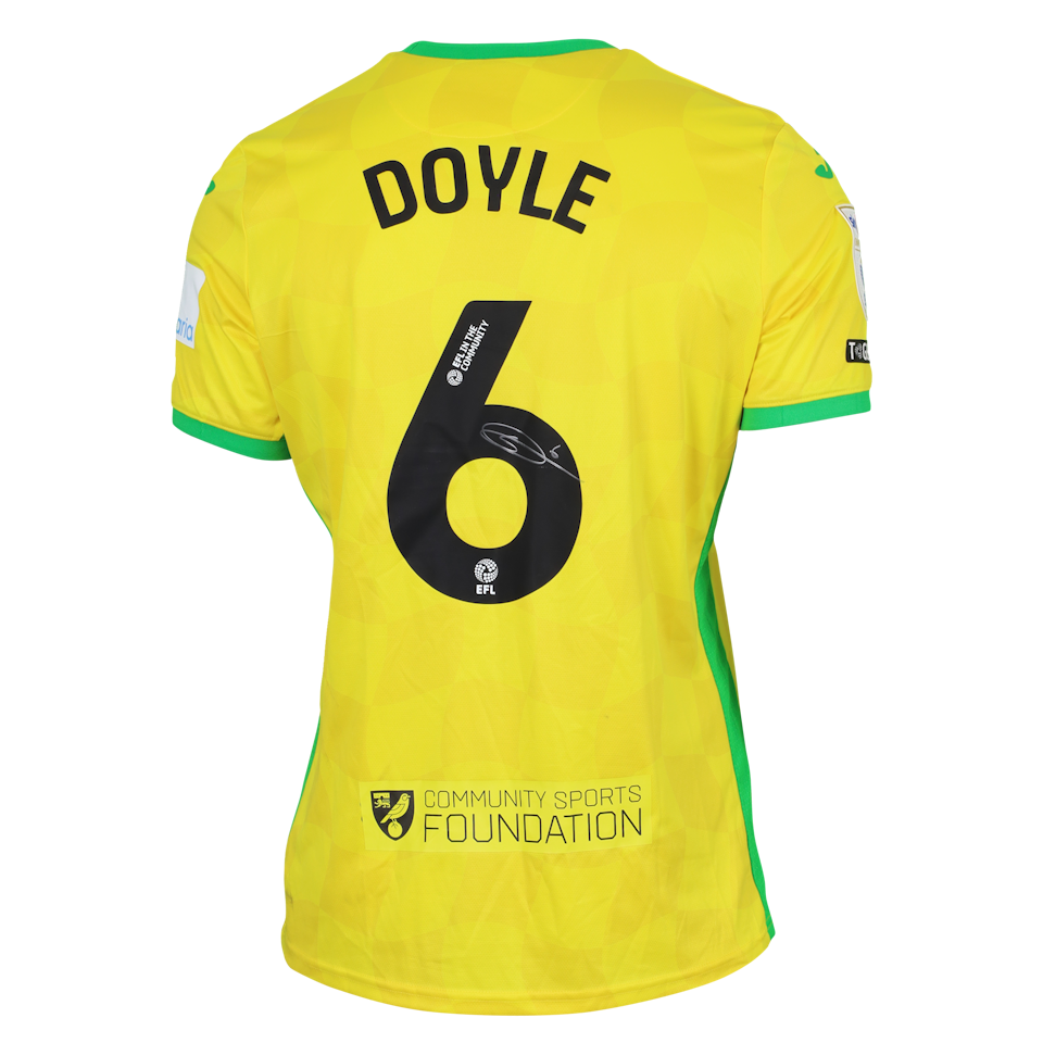 Callum Doyle Norwich City camisa.