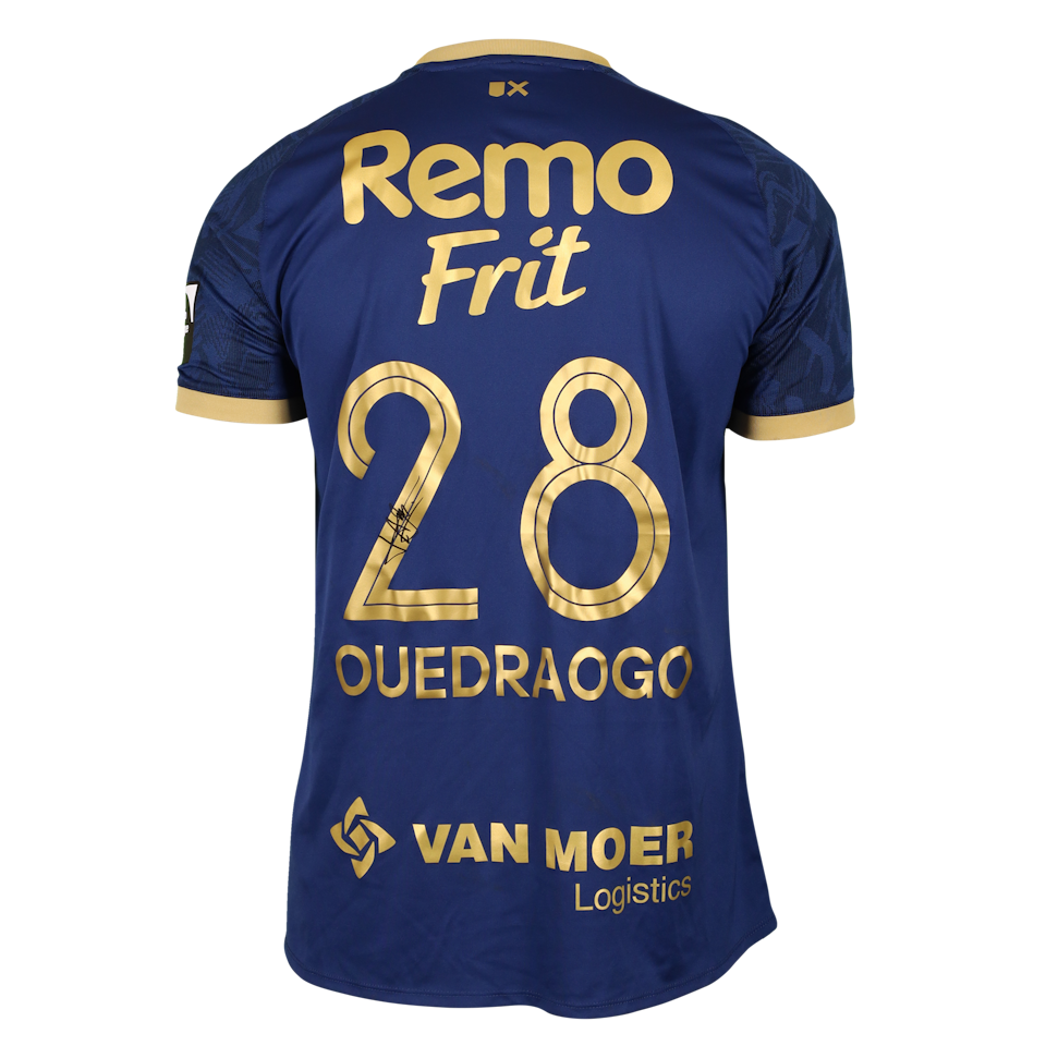 Abdul Aziz Ouedraogo S.K. Beveren jersey