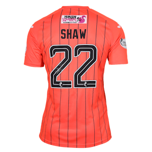 来自Greenock Morton的Nathan Shaw球衣