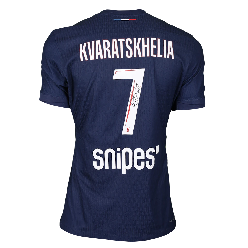 Khvicha Kvaratskhelia Paris Saint-Germain shirt