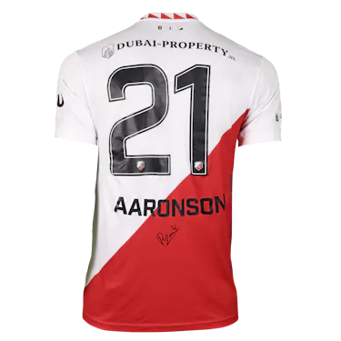 来自FC Utrecht的Paxten Aaronson球衣
