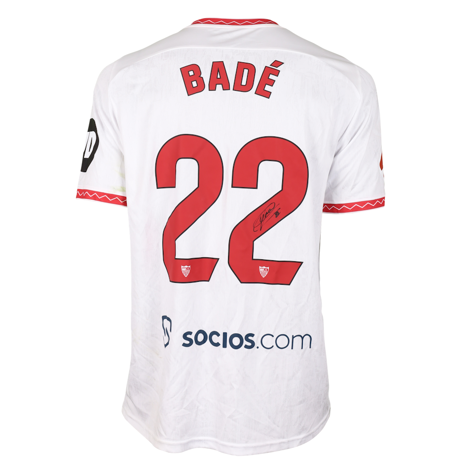 Loïc Badé Sevilla FC forması