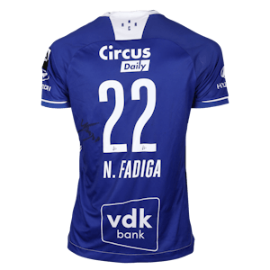 Noah Fadiga KAA Gent camisa.
