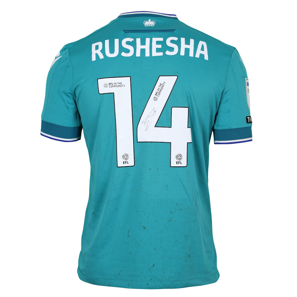 Tivonge Rushesha Reading shirt