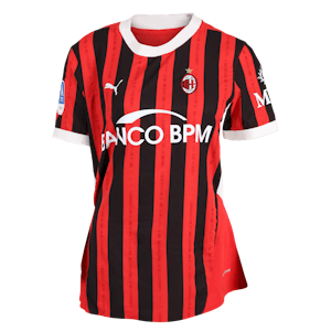 Małgorzata Mesjasz AC Milan shirt
