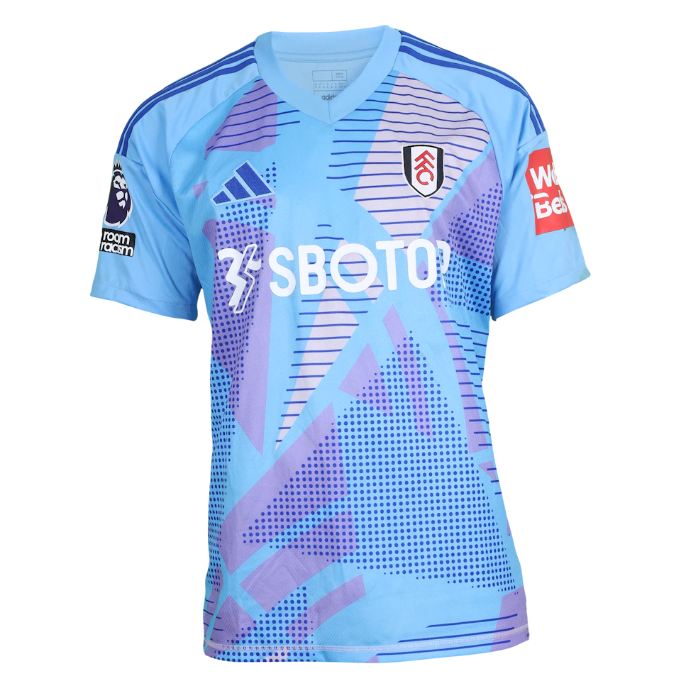 来自Fulham的Bernd Leno球衣