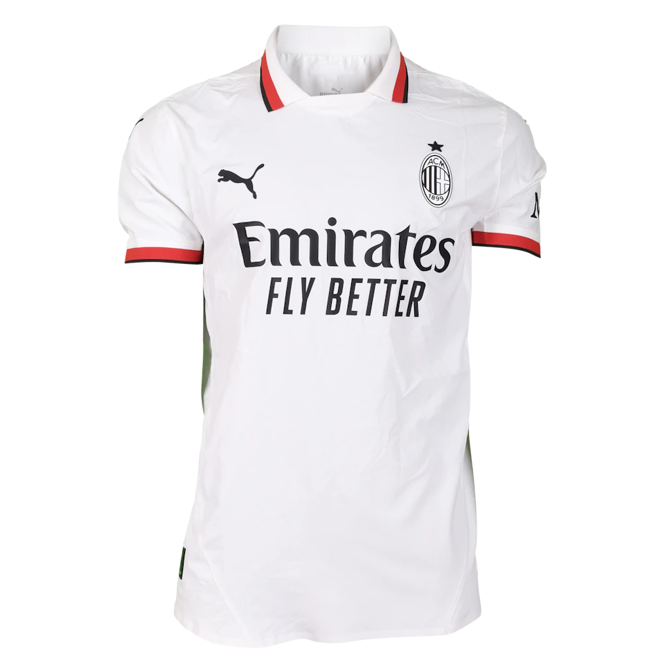 Fikayo Tomori AC Milan shirt