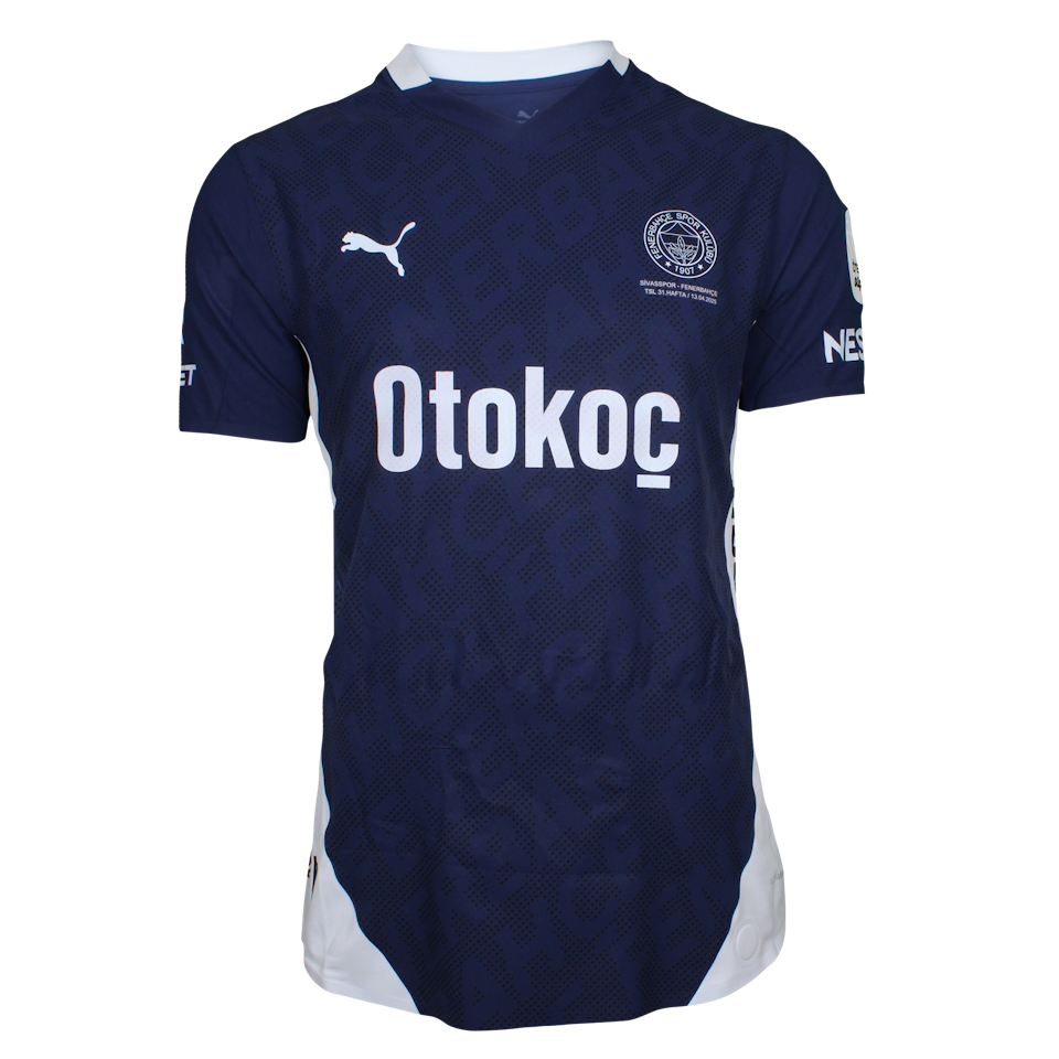 Çağlar Söyüncü Fenerbahçe shirt