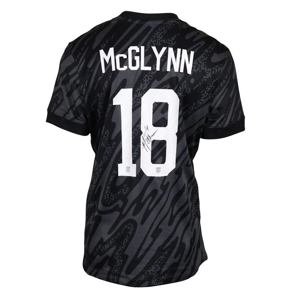 Amanda McGlynn United States W shirt