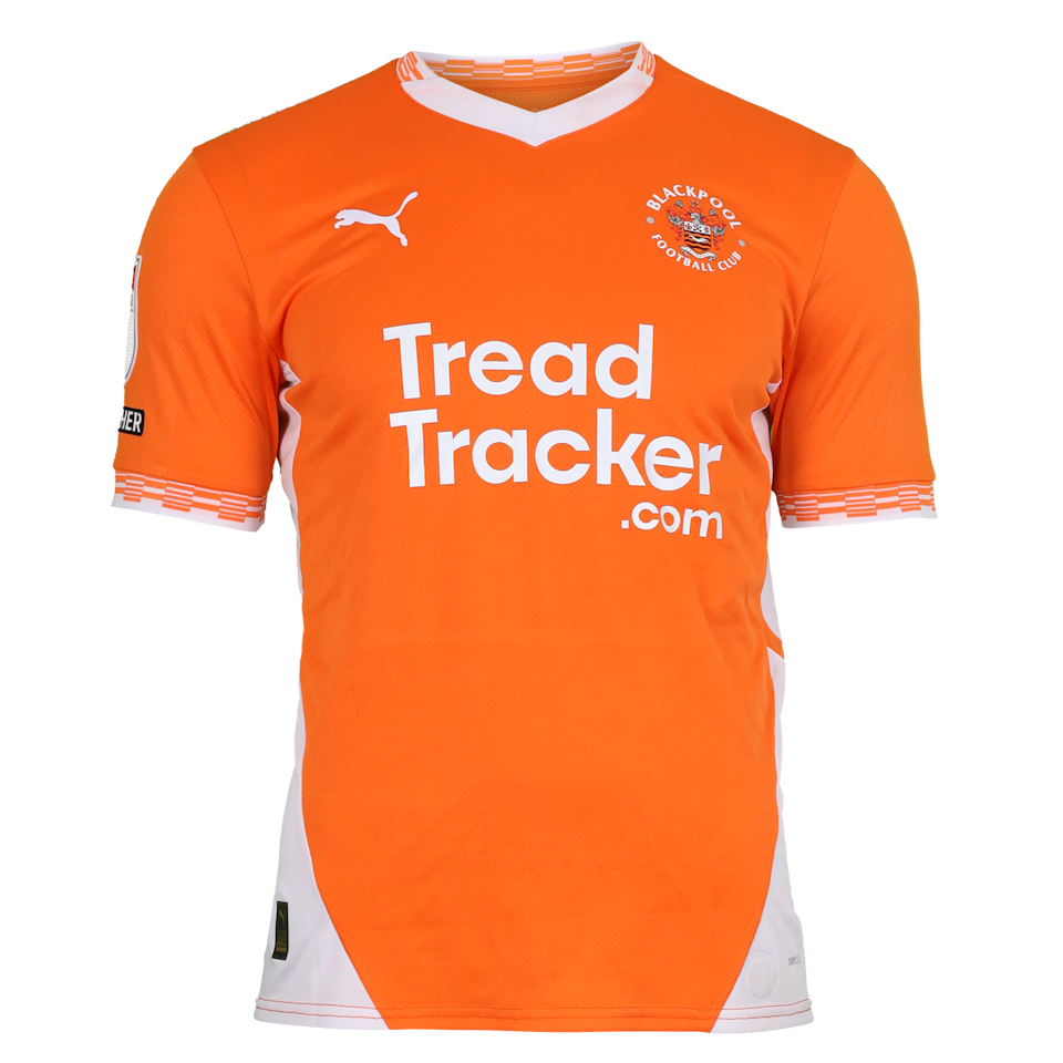 Albie Morgan Blackpool jersey
