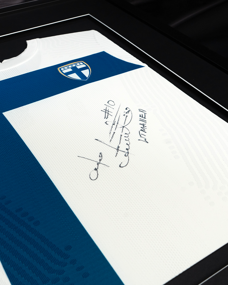 Litmanen Signed Shirt - Finland Front