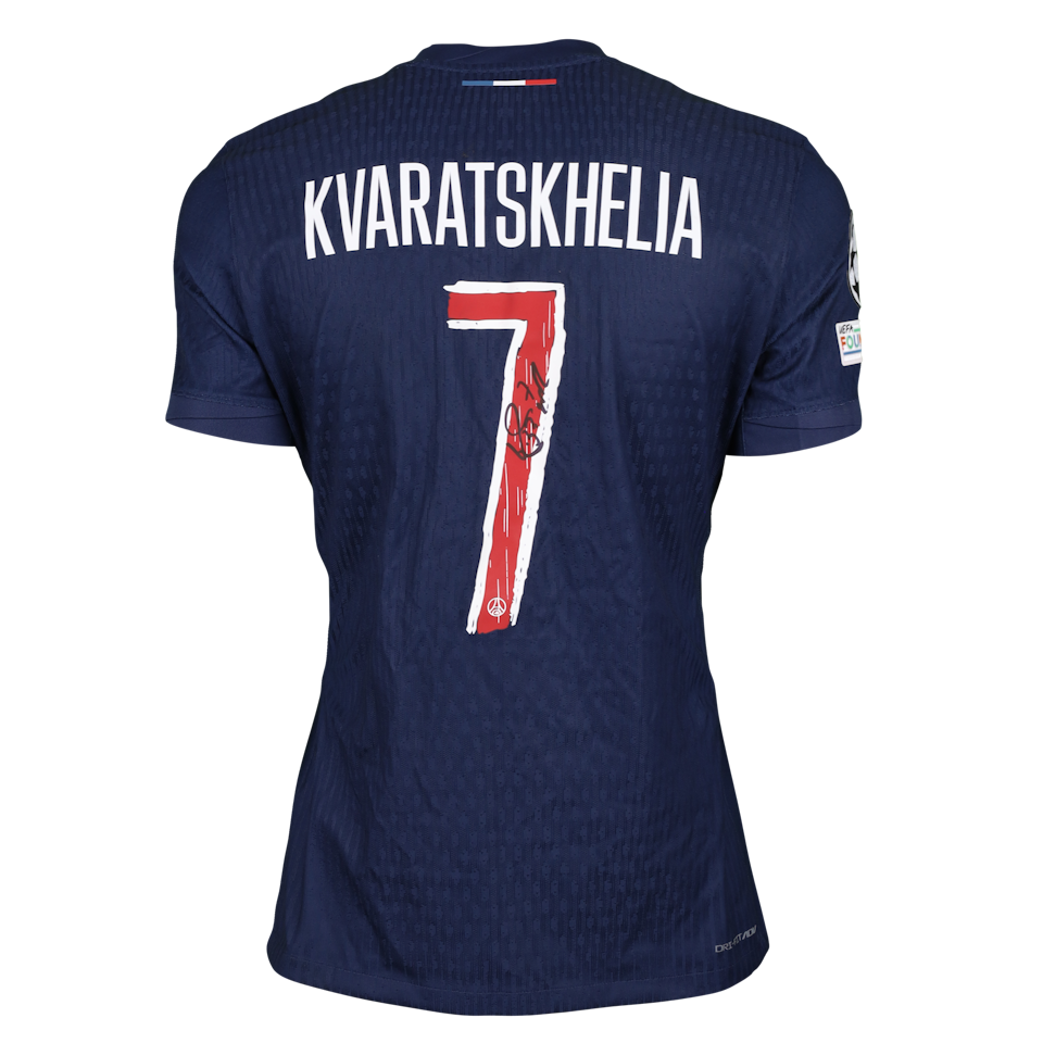 Khvicha Kvaratskhelia Paris Saint-Germain jersey
