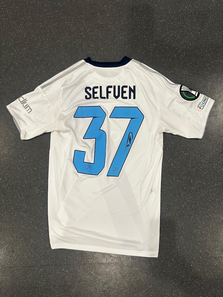 Carl Selfvén Djurgården shirt
