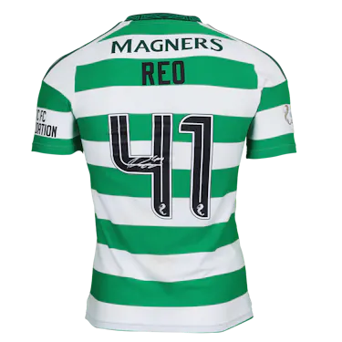 来自Celtic的Reo Hatate 旗手怜央球衣