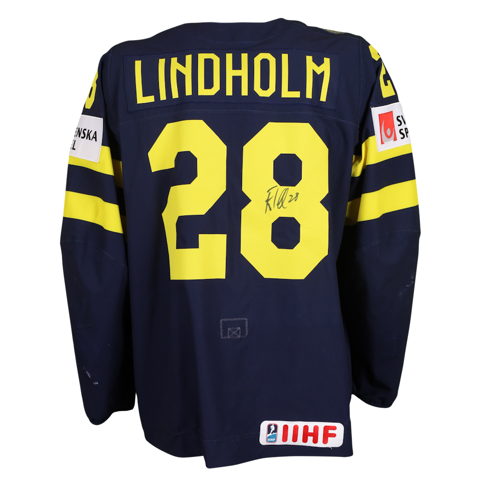Elias Lindholm