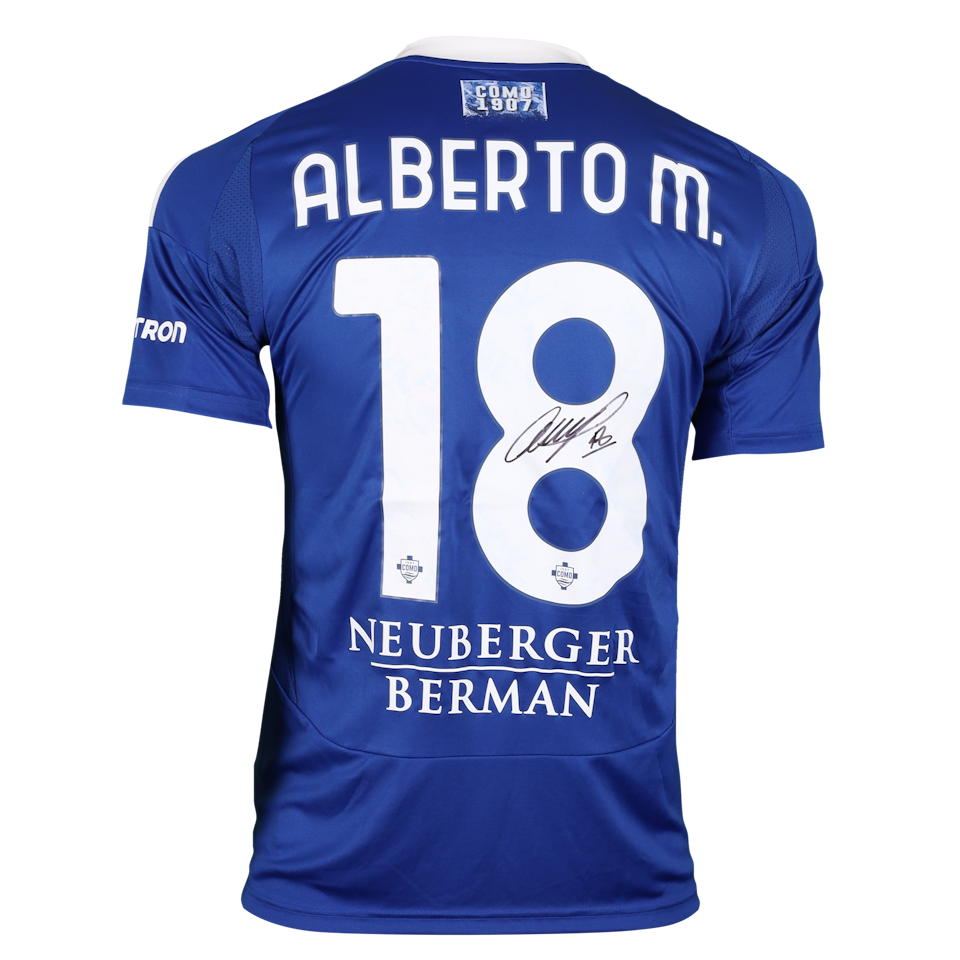 来自Como 1907的Alberto Moreno球衣
