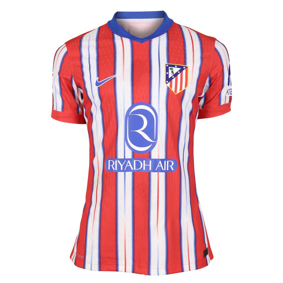 Pablo Barrios Atlético de Madrid shirt