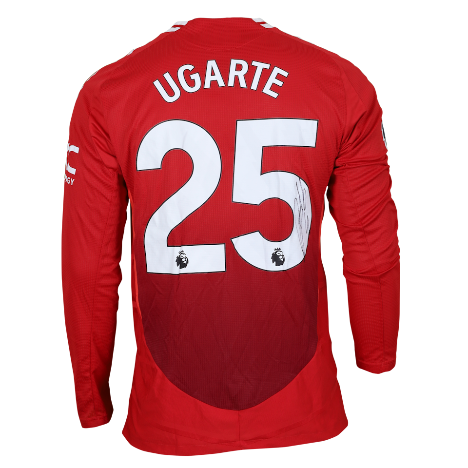 Manuel Ugarte  Manchester United camisa.