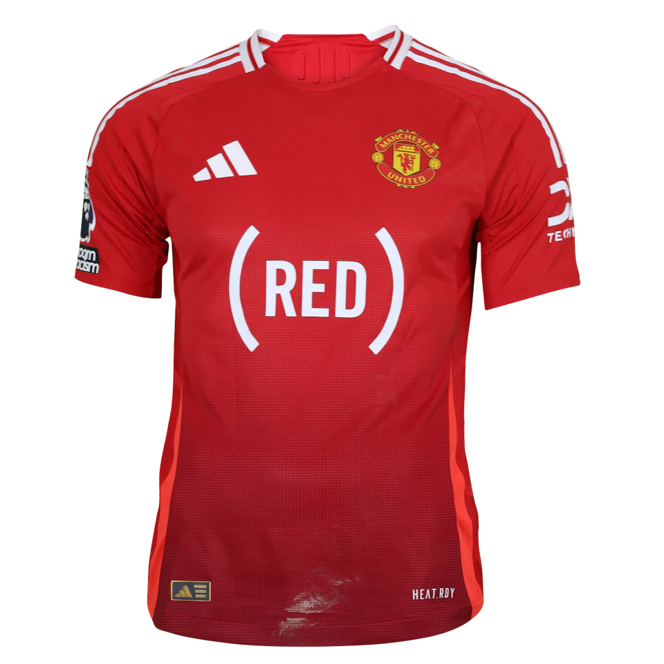 来自Manchester United的Noussair Mazraoui球衣