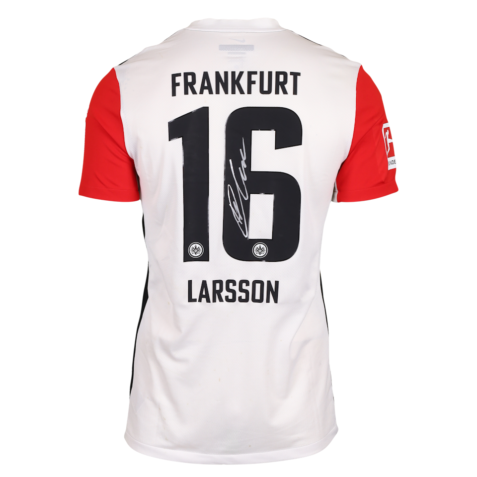 Camisola de Hugo Larsson, Eintracht Frankfurt