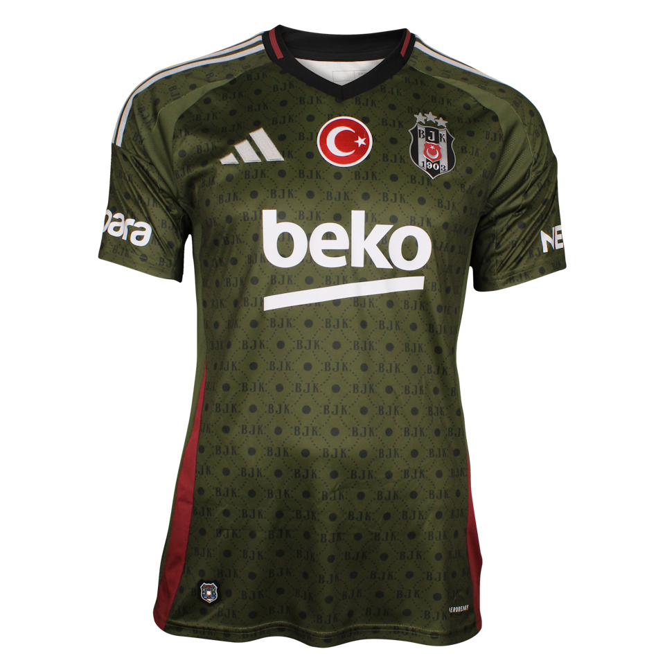 Felix Uduokhai Beşiktaş JK forması
