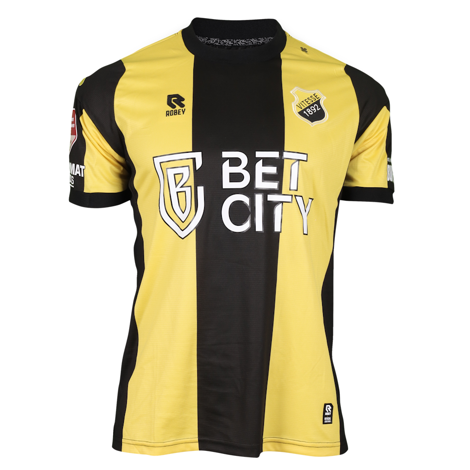 Justin Bakker Vitesse shirt