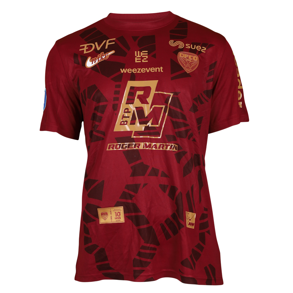 Izak Akakpo Dijon FCO shirt